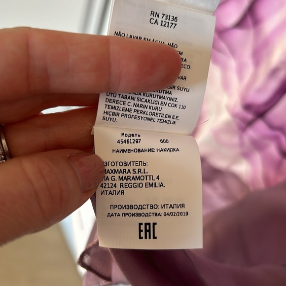 MAX MARA 100% silk scarf - Picture 8 of 9